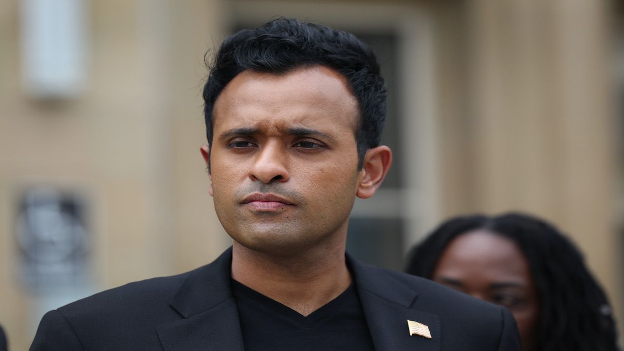 Vivek Ramaswamy’s Instagram, Twitter & Facebook on IDCrawl